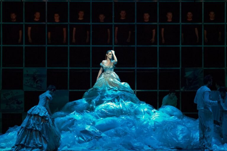 Contemporary_Opera_05